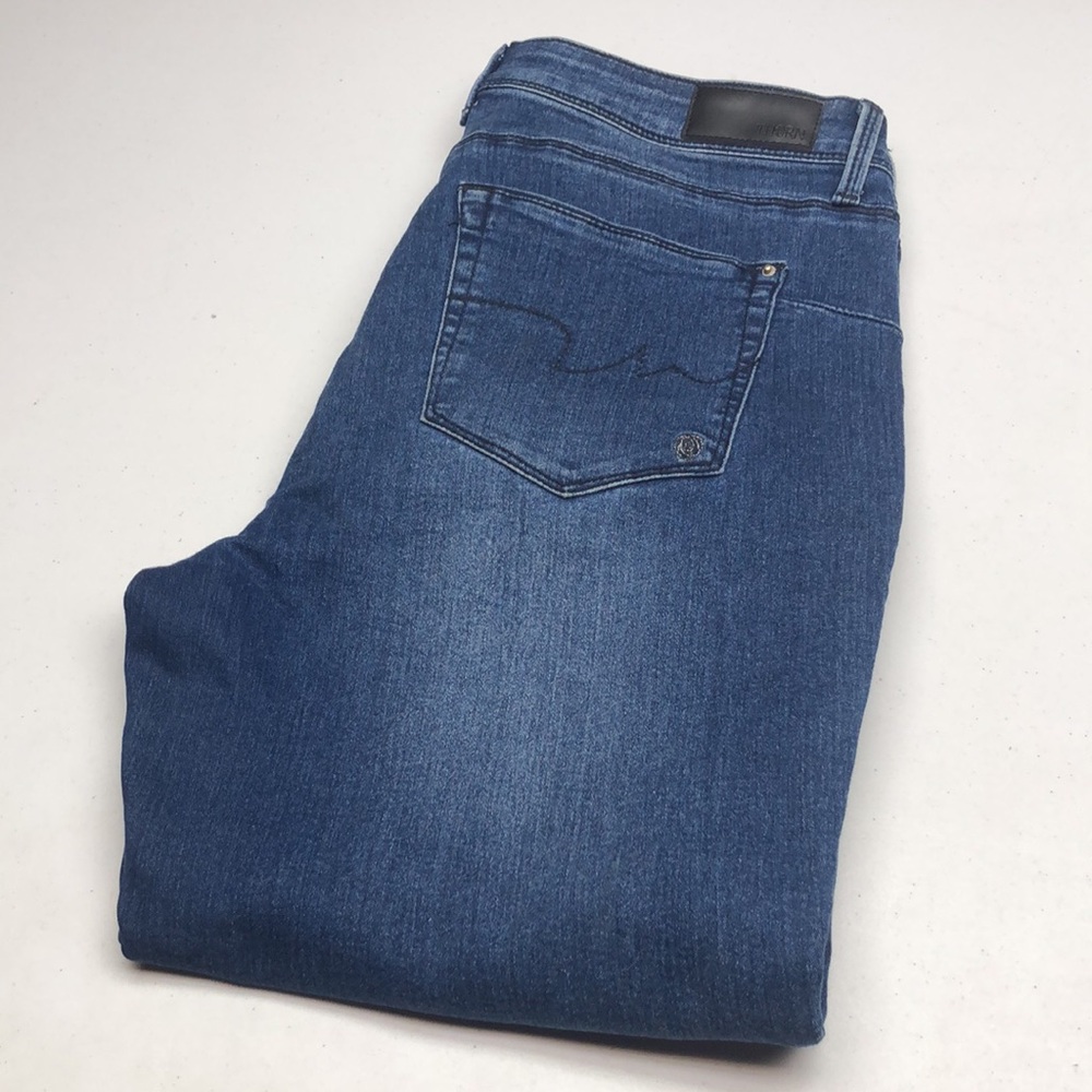 LIKE NEW PREMIUM THORN TIE UP HI-RISE CURVY FIT CROP JEANS 12/31x27 ⭐